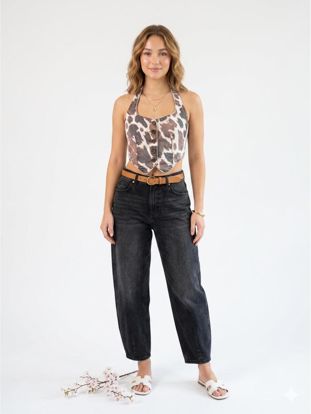 Anthropologie - WeWoreWhat - Halter Vest in Cowhide - Picture 3 of 9